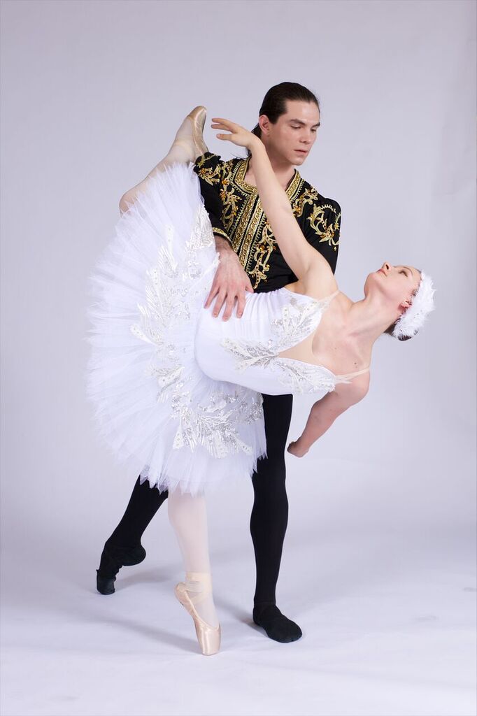 Swan Lake Jera & Annette #30